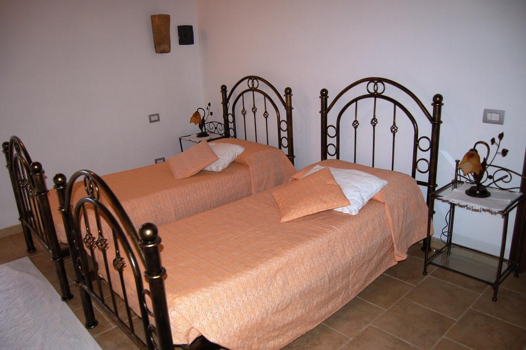 I Carrubi San Priamo Quarto foto