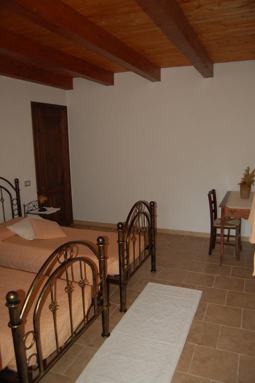 I Carrubi San Priamo Quarto foto